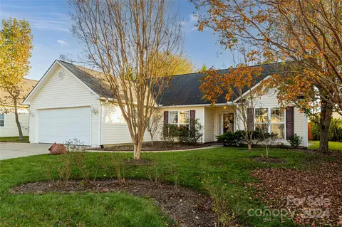 183 Lumber River Rd, Fletcher, NC 28732