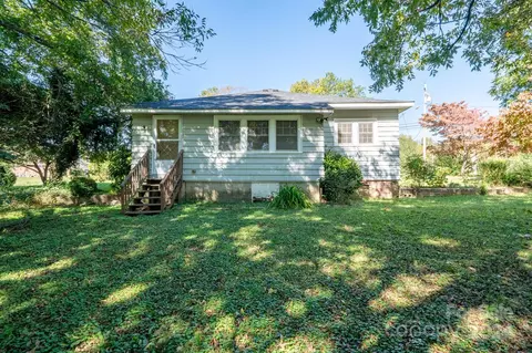 202 E College St, Stanley, NC 28164 photo 28