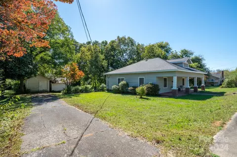 202 E College St, Stanley, NC 28164 photo 5