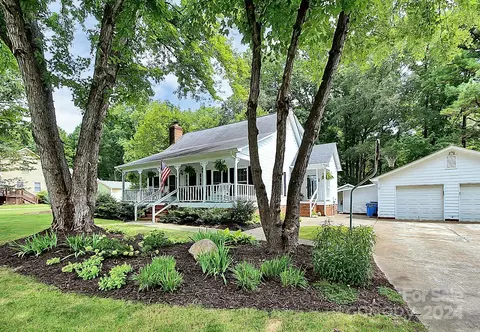 5312 Country Woods Dr, Mint Hill, NC 28227