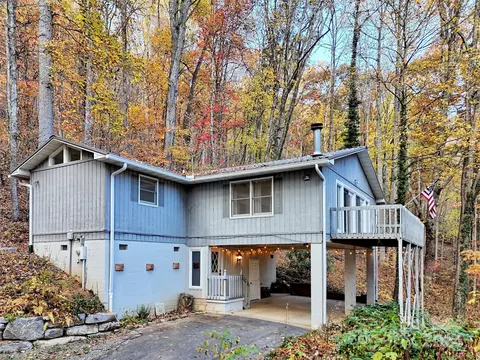 663 Dogwood Trl, Waynesville, NC 28786