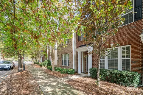 10023 Juniper Trace Dr, Charlotte, NC 28277