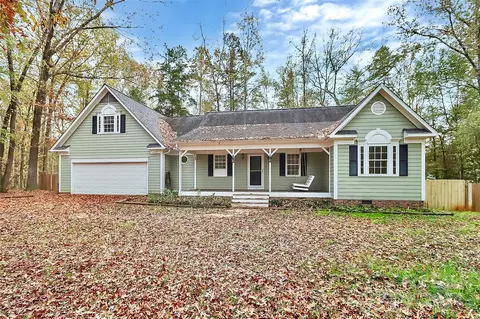 3172 Merritt Ln, Lancaster, SC 29720
