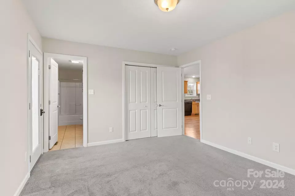 Bedroom - 41 Old Nc 20 Hwy, Asheville, NC 28806 photo 5 of 7