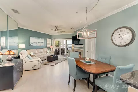 Dining - 17811 Half Moon G Ln #G, Cornelius, NC 28031 photo 1 of 1