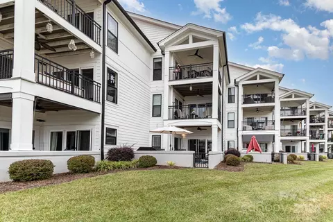 Exterior - 17811 Half Moon G Ln #G, Cornelius, NC 28031 photo 7 of 9