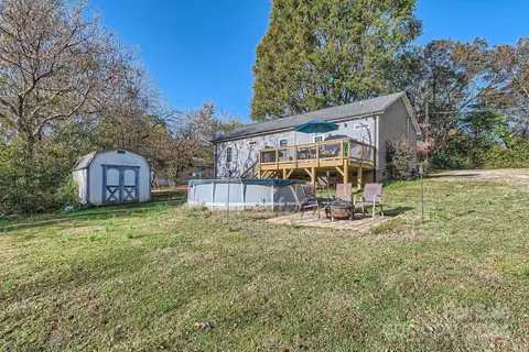 Exterior - 11111 Graybark Rd, Midland, NC 28107 photo 4 of 5