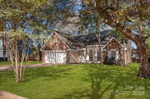 9109 Agnes Park Ln, Huntersville, NC 28078