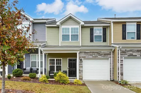 15232 Wrights Crossing Dr, Charlotte, NC 28278