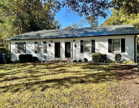 502 4th Street Sw Pl SW, Hickory, NC 28602
