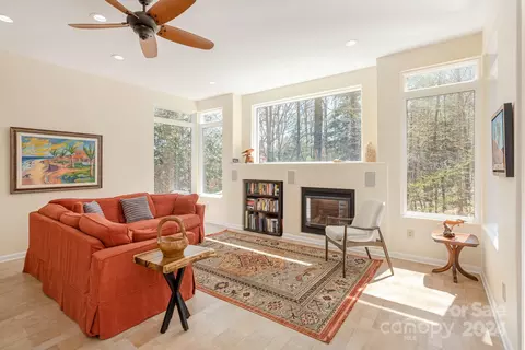 Living - 150 Poplar Loop Dr, Flat Rock, NC 28731 photo 2 of 4