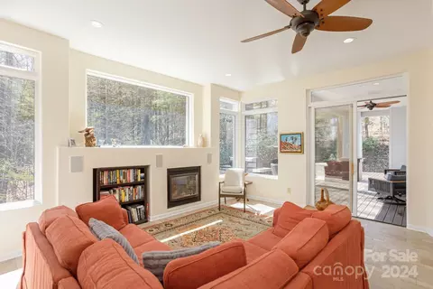 Living - 150 Poplar Loop Dr, Flat Rock, NC 28731 photo 3 of 4