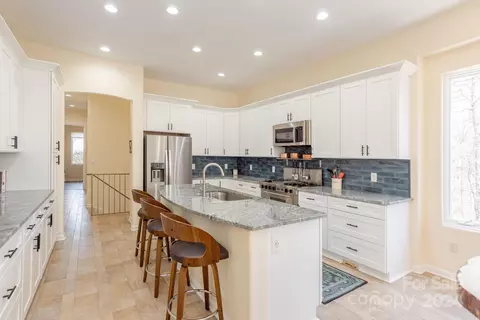 Kitchen - 150 Poplar Loop Dr, Flat Rock, NC 28731 photo 4 of 5