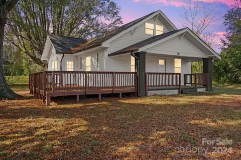 3419 Taylorsville Hwy, Statesville, NC 28625