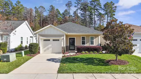 164 Flat Rock Dr, Denver, NC 28037