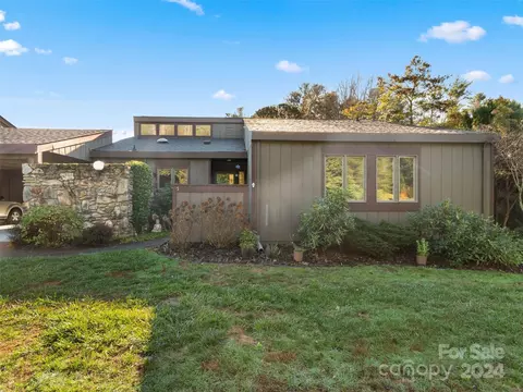 894 Weston 5 Rd #5, Arden, NC 28704