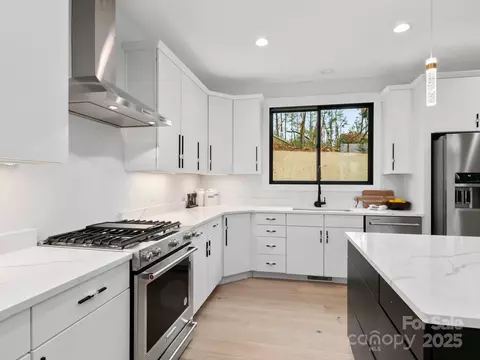 Kitchen - 43 Reta Rd, Fairview, NC 28730 photo 2 of 2