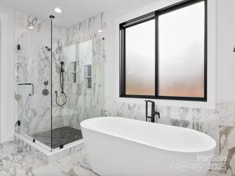 Bath - 43 Reta Rd, Fairview, NC 28730 photo 2 of 5