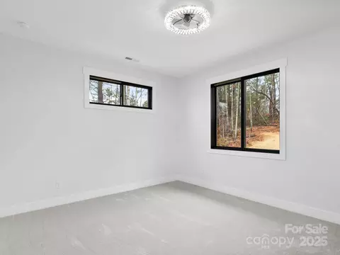Bedroom - 43 Reta Rd, Fairview, NC 28730 photo 4 of 5