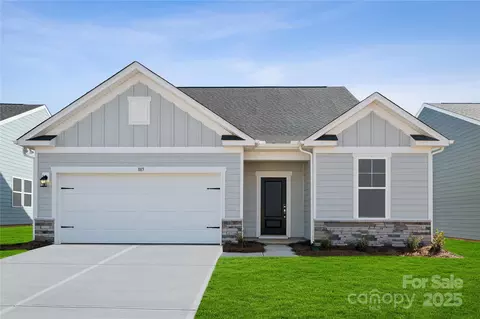 885 Exeter Dr, Sherrills Ford, NC 28673