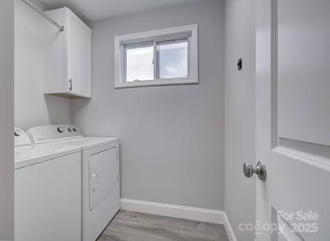 1051 Sharon Ridge Rd, Fairview, NC 28730 photo 16