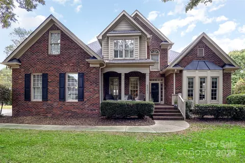 6501 Park South Dr, Charlotte, NC 28210