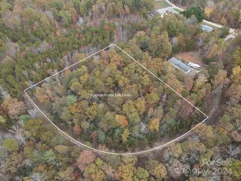 99999 Hill Rd, Marion, NC 28752