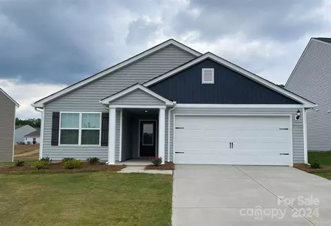 3221 Maple Ridge Dr, Gastonia, NC 28052
