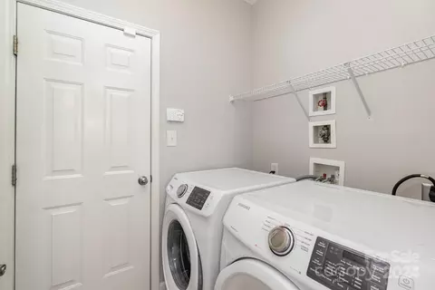 7976 Mariners Pointe Cir, Denver, NC 28037 photo 19