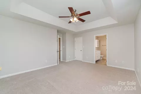 7976 Mariners Pointe Cir, Denver, NC 28037 photo 12