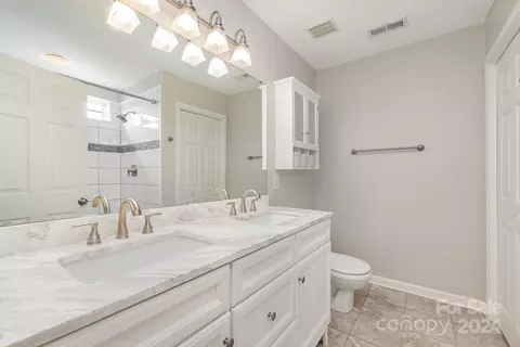 7976 Mariners Pointe Cir, Denver, NC 28037 photo 18