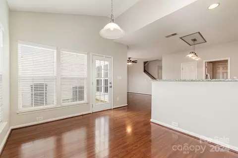 7976 Mariners Pointe Cir, Denver, NC 28037 photo 9