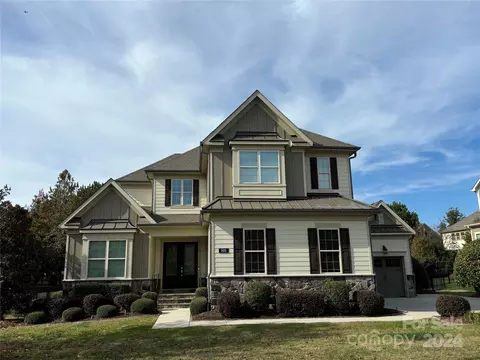 305 Pecan Ridge Ct, Weddington, NC 28104