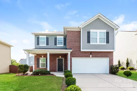 3707 Wiegon Ln, Charlotte, NC 28216