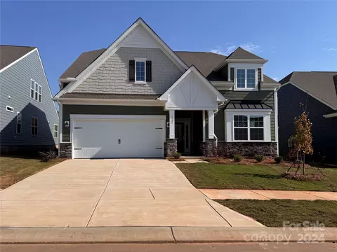 1121 Lookout Shoals Dr, Fort Mill, SC 29715