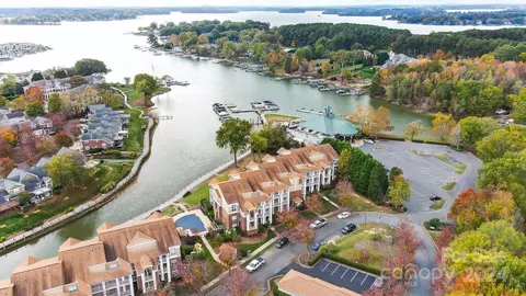 View/Area - 18621 Harborside Dr, Cornelius, NC 28031 photo 1 of 3