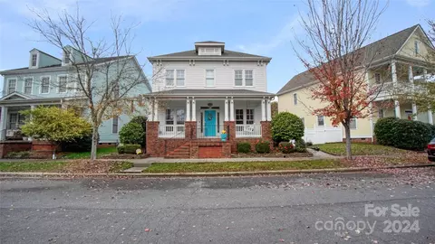 9728 Alma Blount Blvd, Charlotte, NC 28277