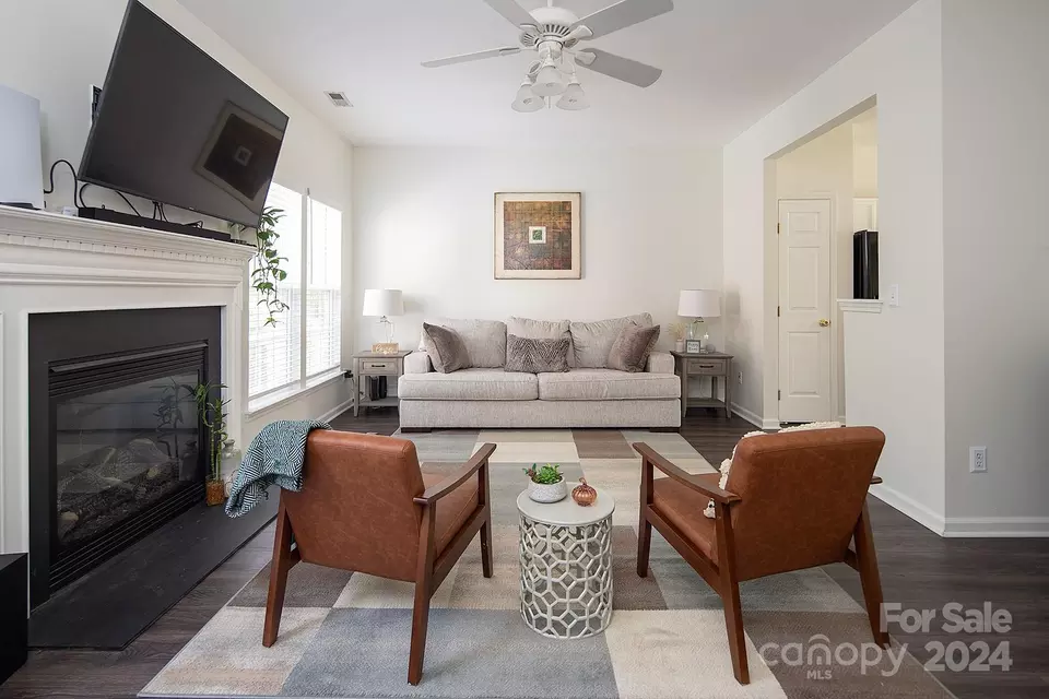 Living - 3017 Misty Harbor A Cir #A, Cramerton, NC 28032 photo 5 of 6