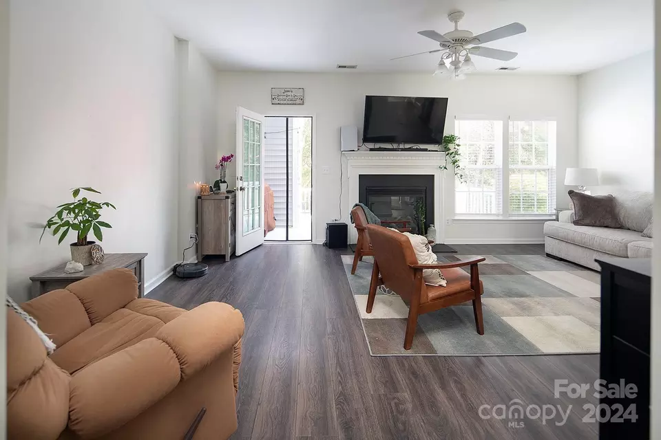 Living - 3017 Misty Harbor A Cir #A, Cramerton, NC 28032 photo 6 of 6