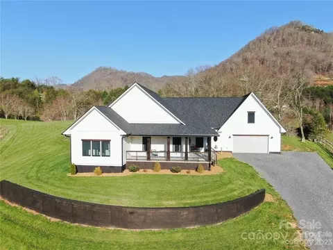 Exterior - 78 Eagle Rdg, Clyde, NC 28721 photo 1 of 6