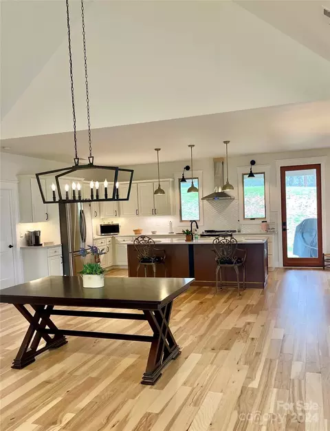 Kitchen - 78 Eagle Rdg, Clyde, NC 28721 photo 1 of 2