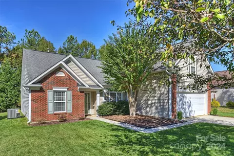 14446 Arlandes Dr, Charlotte, NC 28278
