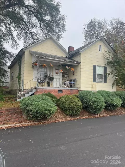 2 Elm St, Lancaster, SC 29720 photo 3