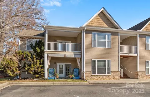 6 Northbrook 6c Pl #6C, Asheville, NC 28804