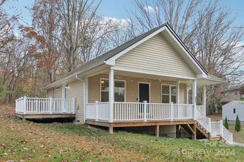 354 Stoney Mountain Rd, Hendersonville, NC 28791