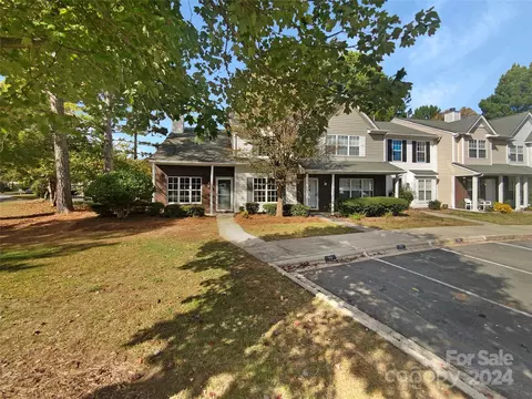 10940 Pimlico Dr, Charlotte, NC 28273