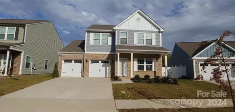 821 Alexander Commons Dr, Monroe, NC 28112