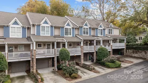 2941 Craftsman Ln, Charlotte, NC 28204