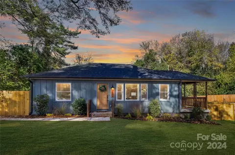 2644 Brentwood Pl, Charlotte, NC 28208