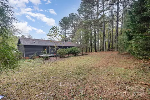 240 Mel Ln, Crouse, NC 28033 photo 21